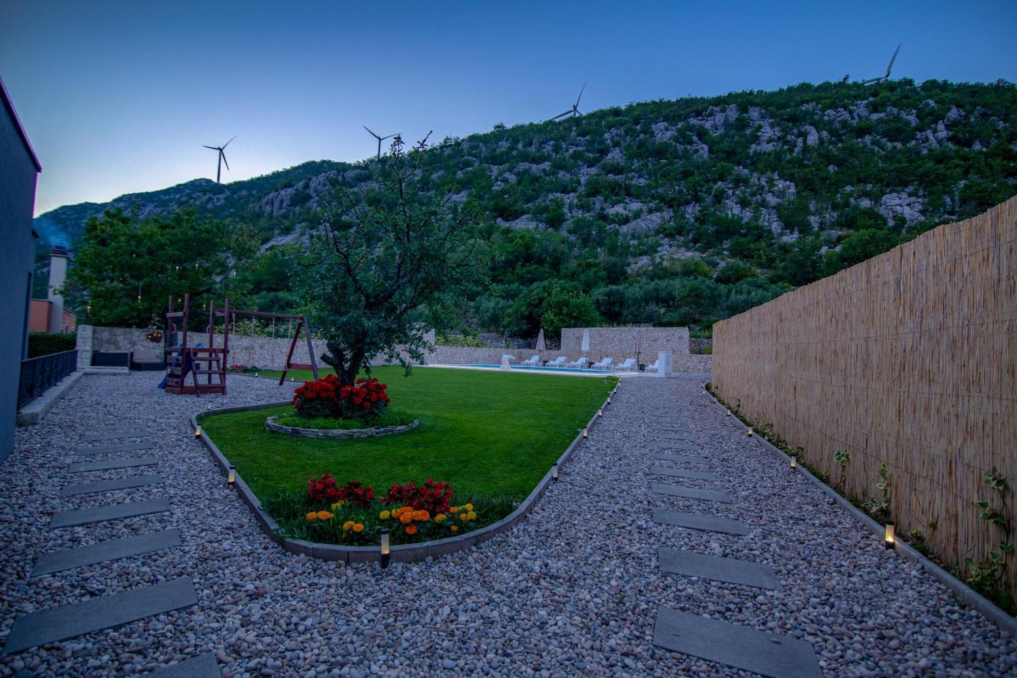 Villa Elin Seoca Bagian luar foto